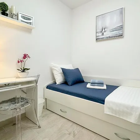 Appartement 2 Bedroom Nice Apartment In Split *