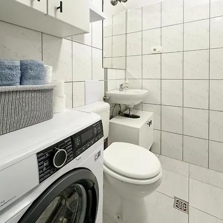 Appartement 2 Bedroom Nice Apartment In Split *